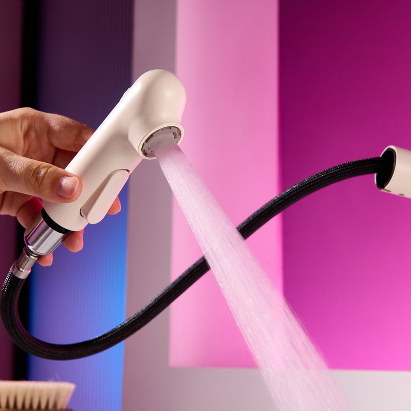 S1 多功能面盆龍頭：拉出式、可調高度及三種出水模式