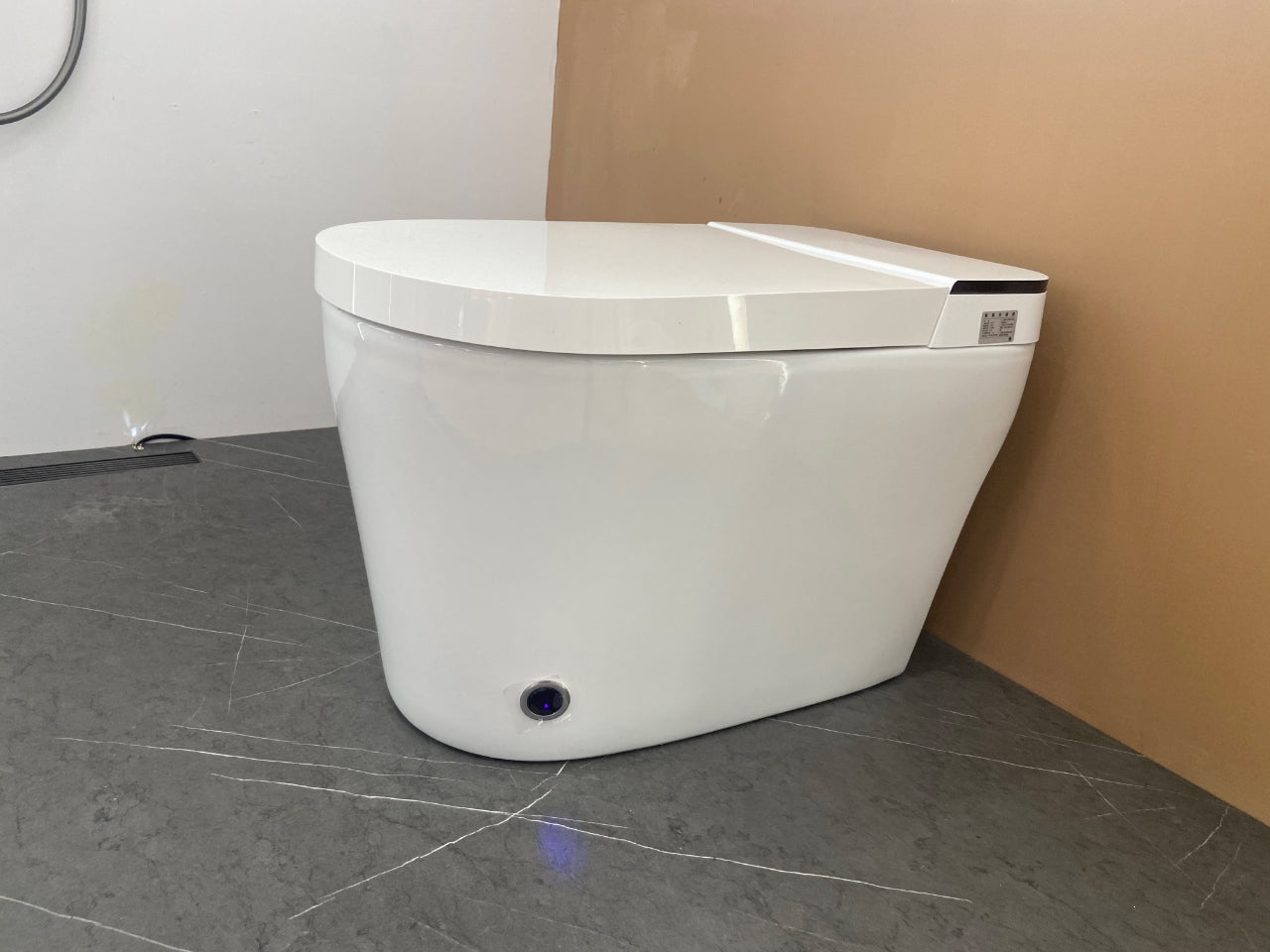 U300 Heated Seat Toilet