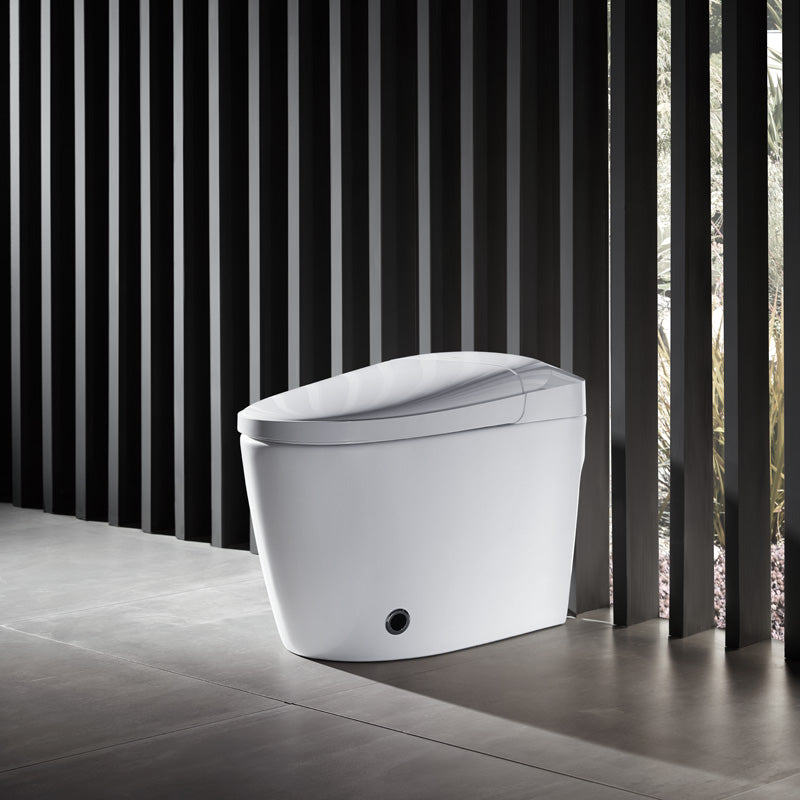 JA07 Smart Toilet with Foot Sensor: Experience true hands-free convenience with a motion-activated foot sensor for lid opening and flushing. The ultimate touchless hygiene solution for modern, clean-focused homes